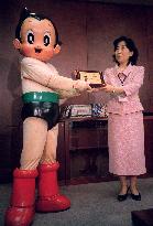 (2)Events held to mark comic hero Astro Boy's 'birth'